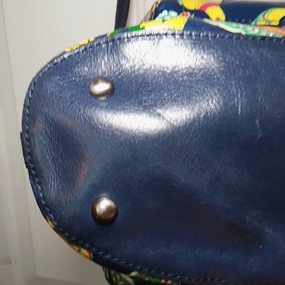 Floral Patterned Backpack - Picture 9 of 16